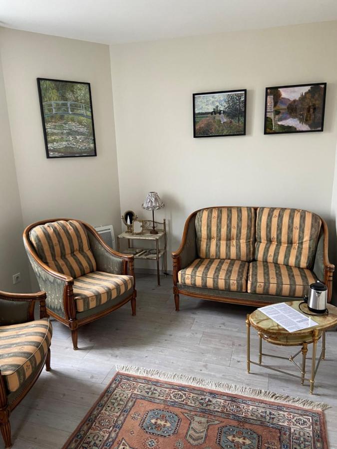 Les Chambres De L'Aigronne Le Petit-Pressigny Zewnętrze zdjęcie